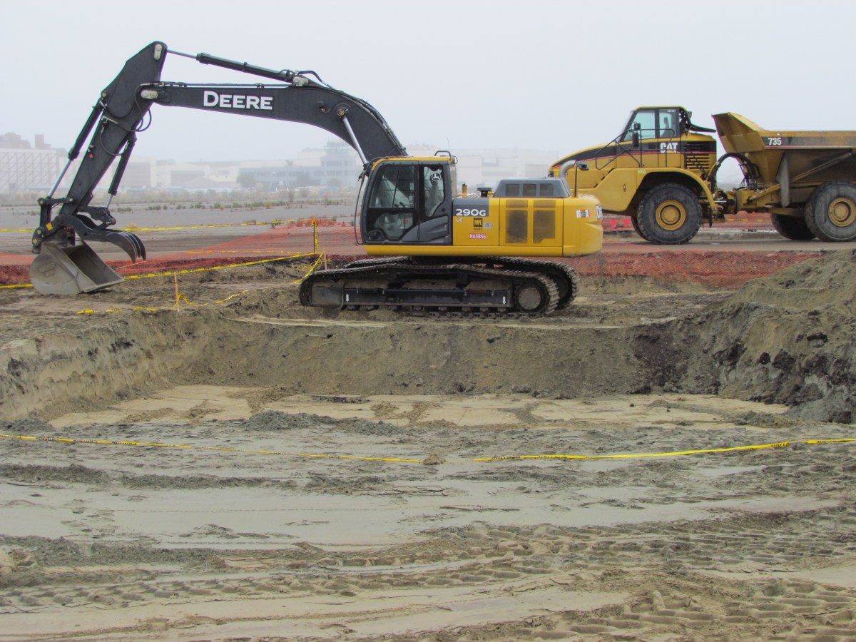 Runway soil cleanup underway on wildlife&nbsp;refuge