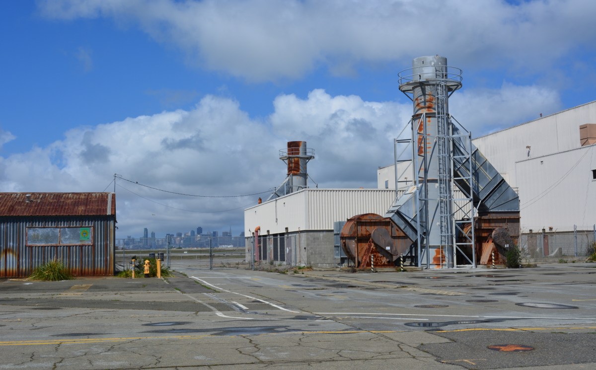 Phony green shoreline park plans for Seaplane Lagoon at Alameda&nbsp;Point