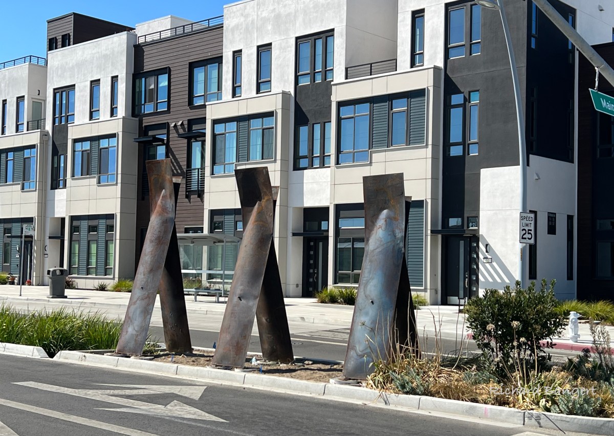 Alameda Point developer completes public art&nbsp;installations